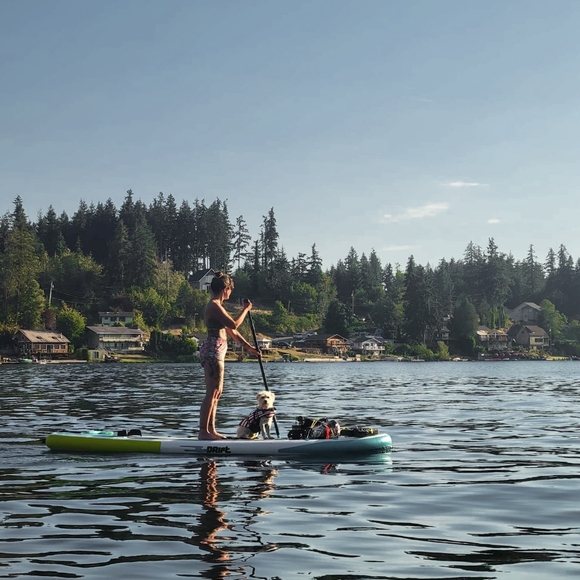 Meet your Posher, Pamela - Picture 2 of 4